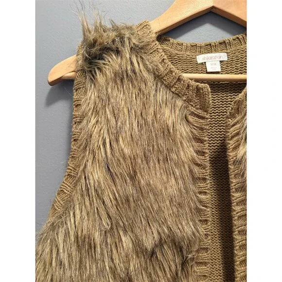 Xhilaration Sweater Vest Womens Size M Brown Faux Fur Open Front Knit - Picture 2 of 8